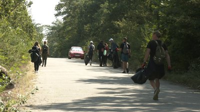 Екоактивісти влаштували акцію з прибирання сміття на острові Хортиця