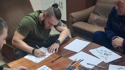"Це мій маленький внесок у нашу спільну мету": лучанка Марія Омельчук про волонтерство під час війни "Це мій маленький внесок у нашу спільну мету": лучанка Марія Омельчук про волонтерство під час війни