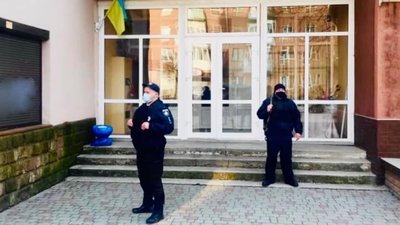 У Калуші шукають вибухівку на місцевому телебаченні