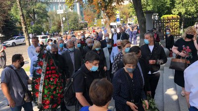 У Києві попрощалися з Борисом Патоном