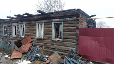 Один зі зруйнованих будинків у прикордонній Семенівській громаді на Чернігівщині Один зі зруйнованих будинків у прикордонній Семенівській громаді на Чернігівщині