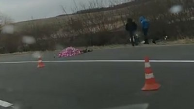 На Прикарпатті загинув пішохід під колесами автобуса На Прикарпатті загинув пішохід під колесами автобуса
