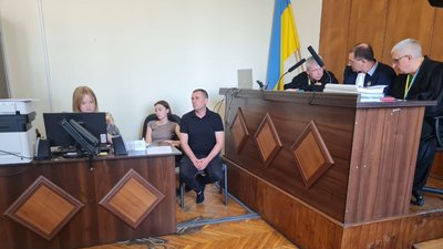 У Житомирі перенесли суд над обвинуваченими у рекеті — потерпілі не прийшли на засідання У Житомирі перенесли суд над обвинуваченими у рекеті — потерпілі не прийшли на засідання