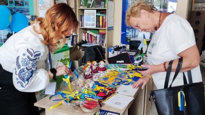Маріупольці в Тернополі відзначили день свого міста Маріупольці в Тернополі відзначили день свого міста
