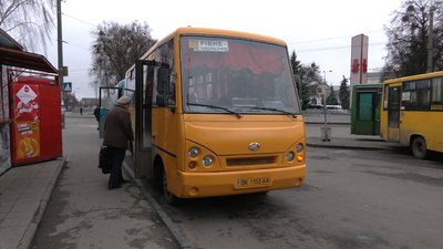 Рівненщина: чому доведеться більше платити у маршрутках здолбунівського напрямку