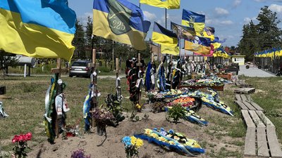 Суд заборонив ховати у частині Затуринського цвинтаря під Полтавою Суд заборонив ховати у частині Затуринського цвинтаря під Полтавою