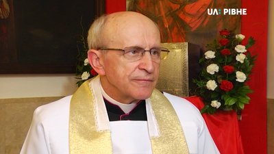 Рівненське духовенство розповіло чи можна колядувати в умовах COVID-19 Рівненське духовенство розповіло чи можна колядувати в умовах COVID-19