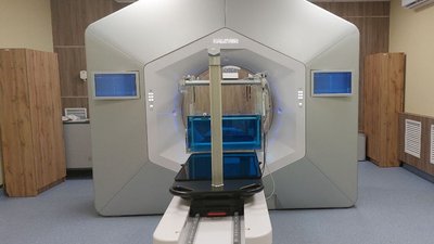 У Сумському онкодиспансері запрацював лінійний прискорювач, який дозволить точніше опромінювати пухлини У Сумському онкодиспансері запрацював лінійний прискорювач, який дозволить точніше опромінювати пухлини