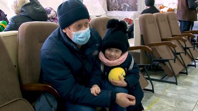 Черкаський гуманітарний центр прийняв майже 3 500 евакуйованих Черкаський гуманітарний центр прийняв майже 3 500 евакуйованих