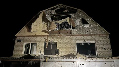 Наслідки російського удару по Ізюму на Харківщині