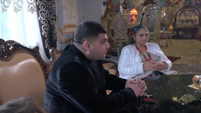 Самостійно шиють для себе одяг. Родина Богар з Закарпаття хоче створити музей ромської культури