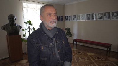 У Тернопільському драматичному театрі відбувається прем’єра вистави "За двома зайцями" У Тернопільському драматичному театрі відбувається прем’єра вистави "За двома зайцями"