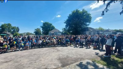 В одній з громад Житомирщини відкрили Меморіал полеглим героям В одній з громад Житомирщини відкрили Меморіал полеглим героям