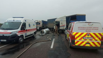 На Черкащині у ДТП з вантажівками загинула людина На Черкащині у ДТП з вантажівками загинула людина