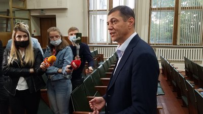 В Рівненській ОДА сказали, скільки шкіл може перейти на "дистанційку" через вакцинацію освітян