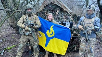 "Хто може воювати – воюємо, хто не може воювати – допомагаємо": тернопільська волонтерка Христина Феціца "Хто може воювати – воюємо, хто не може воювати – допомагаємо": тернопільська волонтерка Христина Феціца
