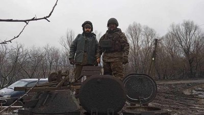 "Побратим просив, щоб я його добив, бо йому ногу відірвало": історія хмельницького добровольця Михайла Нечеснюка "Побратим просив, щоб я його добив, бо йому ногу відірвало": історія хмельницького добровольця Михайла Нечеснюка