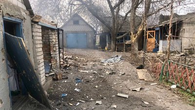 Війська РФ обстріляли Марганецьку громаду Дніпропетровщини: пошкоджені приватні будинки, лінії електропередач