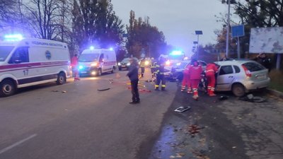 ДТП на виїзді з Черкас: з травмами ушпиталили двох жінок ДТП на виїзді з Черкас: з травмами ушпиталили двох жінок