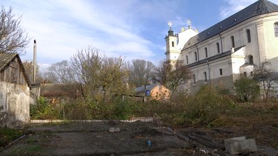 Біля національної пам'ятки на Волині — будівництво споруди. Чи законне воно Біля національної пам'ятки на Волині — будівництво споруди. Чи законне воно