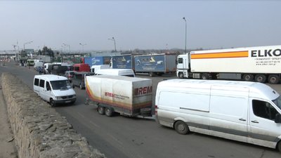 На пунктах пропуску у Львівській області зріс пасажиропотік