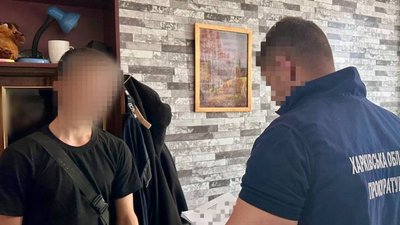 Один з обвинувачених у зґвалтуванні 14-річного хлопця на Харківщині