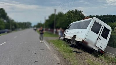 ДТП, Ценява, дитина, травмовані, рейсовий автобус, легковик, аварія, Франківщина