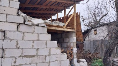 Росія обстріляла Сумщину: 101 вибух у громадах, зруйновані будинки та авто