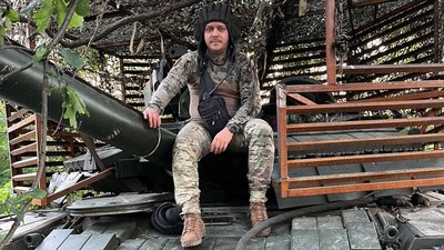 Офіцер-танкіст 41 бригади на псевдо "Прокурор" Олександр Офіцер-танкіст 41 бригади на псевдо "Прокурор" Олександр