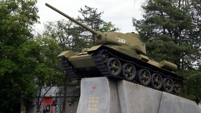 Дніпро в 100-ий день повномасштабної війни – фоторепортаж Дніпро в 100-ий день повномасштабної війни – фоторепортаж