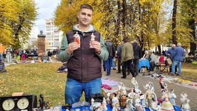 Що можна знайти на хмельницькому "блошиному ринку" Що можна знайти на хмельницькому "блошиному ринку"