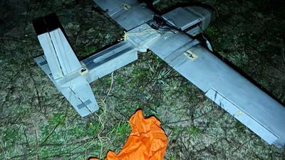 На Волині затримали чоловіка, який дроном відправляв до Польщі цигарки