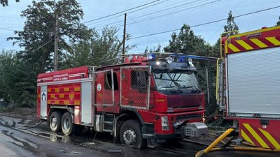 Пошкоджений пожежний автомобіль