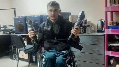Миколаївські волонтери виготовляють для ЗСУ перископи