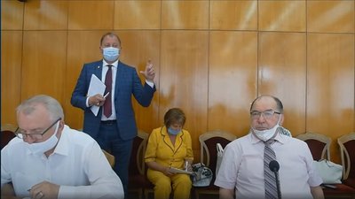 "Чиновників - 20 осіб". Епідеміологи у Сумах визначили людей, які контактували із ректором СумДУ "Чиновників - 20 осіб". Епідеміологи у Сумах визначили людей, які контактували із ректором СумДУ
