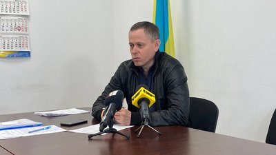 11 пошкоджених будинків та одна поранена: у Нікополі розповіли про наслідки обстрілів 11 пошкоджених будинків та одна поранена: у Нікополі розповіли про наслідки обстрілів