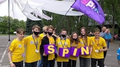 Черкаські робототехніки привезли нагороди із всеукраїнських змагань