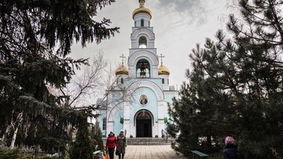 Храм преподобного Серафима Саровського у Слов'янську.