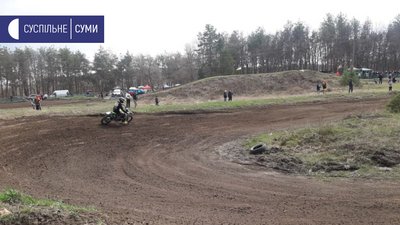 У Сумах змагалися мотоспортсмени на етапах чемпіонатів України та області У Сумах змагалися мотоспортсмени на етапах чемпіонатів України та області