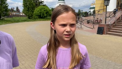 Діти збирали гроші на авто Діти збирали гроші на авто