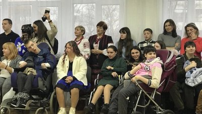 У громаді на Буковині відкрили простір для молоді з інвалідністю та соціальне кафе