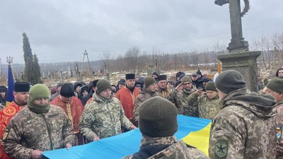 Попрощалися з полеглим захисником Андрієм Закревським