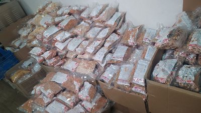 Хмельницьким волонтерам не вистачає помічників для приготування їжі бійцям Хмельницьким волонтерам не вистачає помічників для приготування їжі бійцям