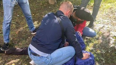 На Житомирщині за кілька годин затримали підозрюваного у вбивстві жінки