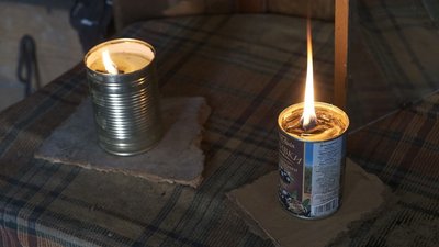Колишні безхатченки виготовляють окопні свічки на Вінниччині