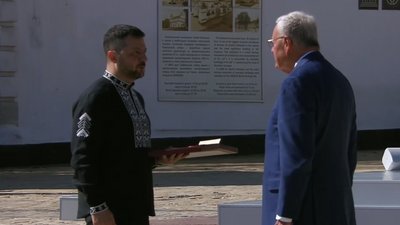 Келлог бере участь в урочистостях до Дня Незалежності в Києві