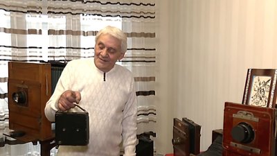 Кропивничанин понад півстоліття колекціонує і реставрує старовинні фотоапарати