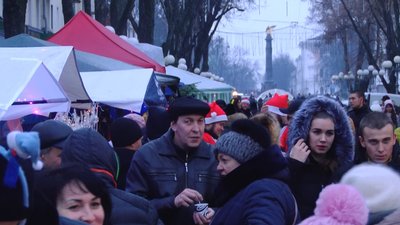 У Полтаві влаштували благодійний ярмарок У Полтаві влаштували благодійний ярмарок