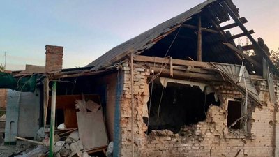 Через обстріл армією РФ Нікопольського району Дніпропетровщини поранений чоловік