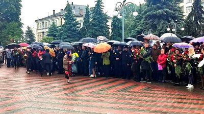 "Могли виконати будь-яке завдання": у Черкасах попрощалися із загиблими на війні КОРДівцями "Могли виконати будь-яке завдання": у Черкасах попрощалися із загиблими на війні КОРДівцями